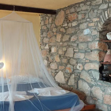 Elma's - Terrace Aliki * Alónnisos