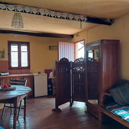 Elma's - Terrace Aliki *